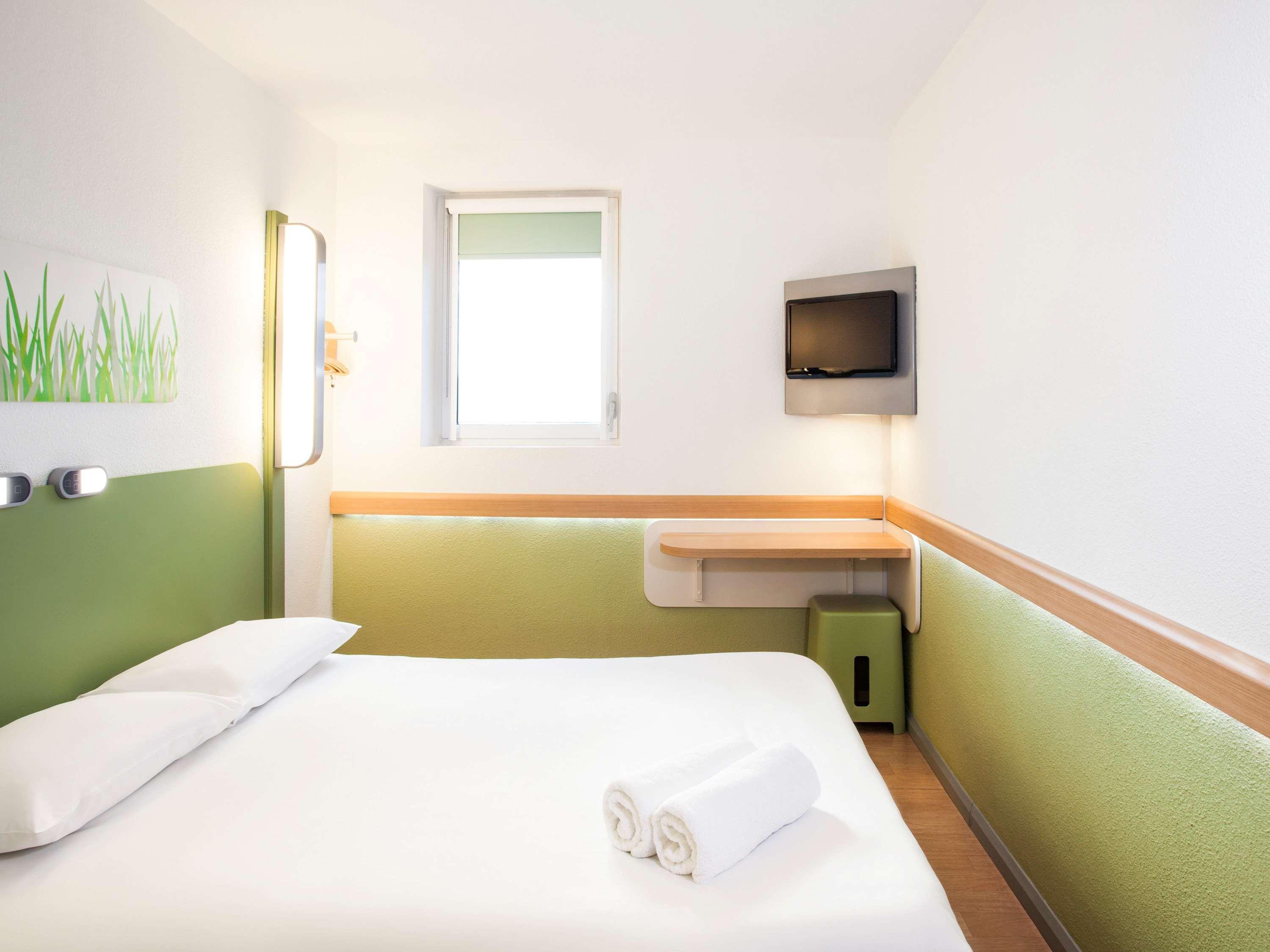 Ibis Budget London Whitechapel - Brick Lane Экстерьер фото